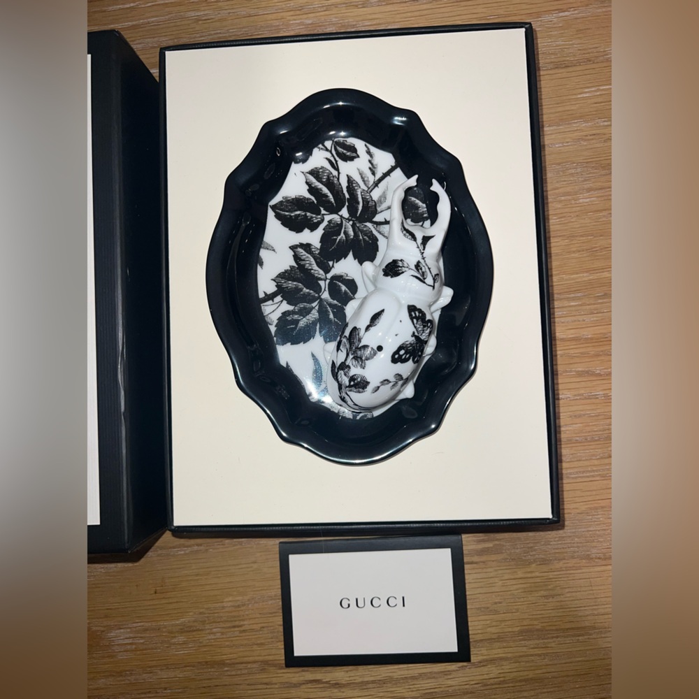 Gucci Black and White Floral incense holder